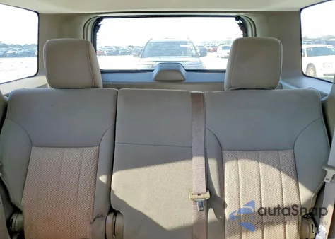 2010 Jeep Liberty Sport z USA, uszkodzony, nr VIN 1J4PP2GK7AW181572